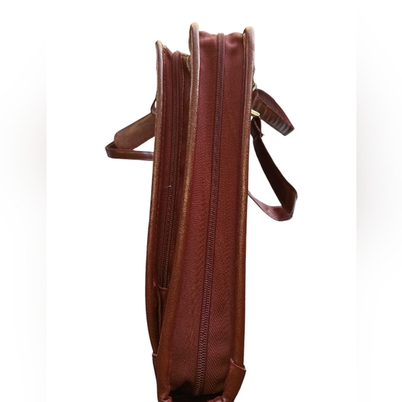 Foray Maroon Faux Leather Briefcase Planner Binder Bag Multi-Pocket Organizer . - Picture 14 of 16